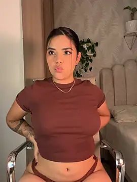 Chat XXX en directo de Sara-Evans