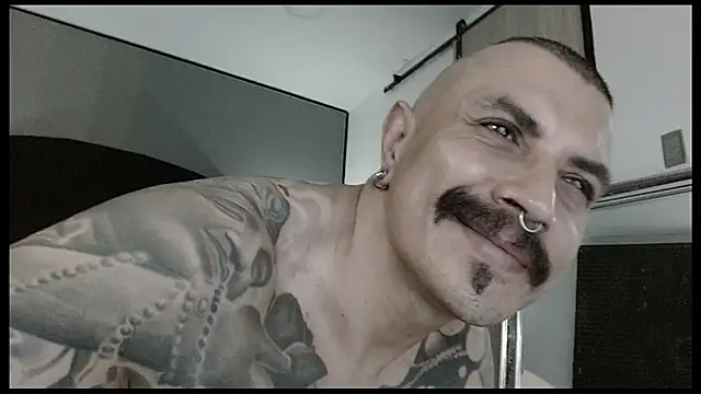 danilog515 라이브 XXX 채팅