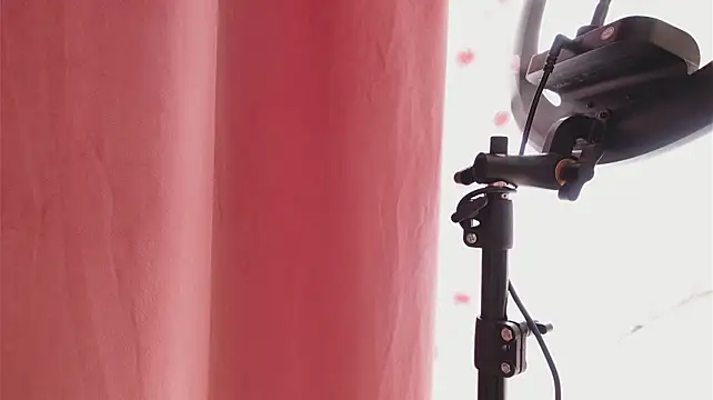 Živý XXX chat BambiRoses