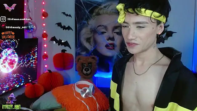 maxiy_001 Live XXX Chat