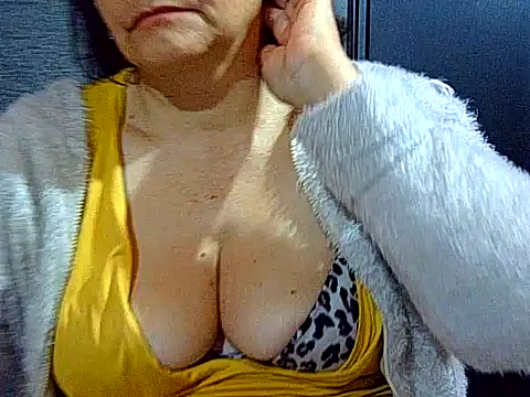 دردشة BiancaSteel الجنسية المباشرة