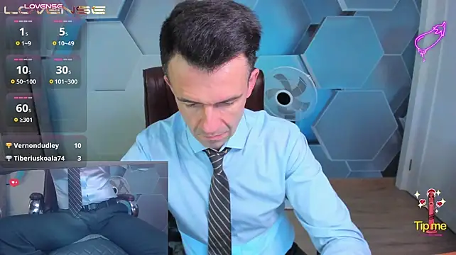 SteveTiger Live XXX-chat