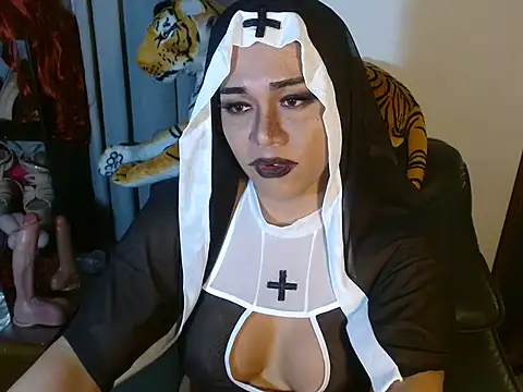 Lustfulcassy Chat XXX in diretta