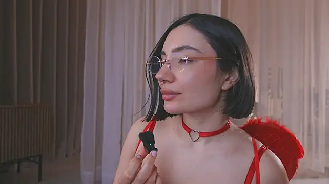 AmyArmstrong Adlı Modelin Canlı XXX Sohbeti