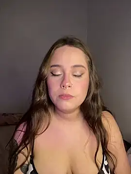 Chat +18 de PutaYasmim ao vivo