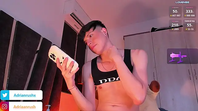 AdrianRushx 即時 XXX 聊天