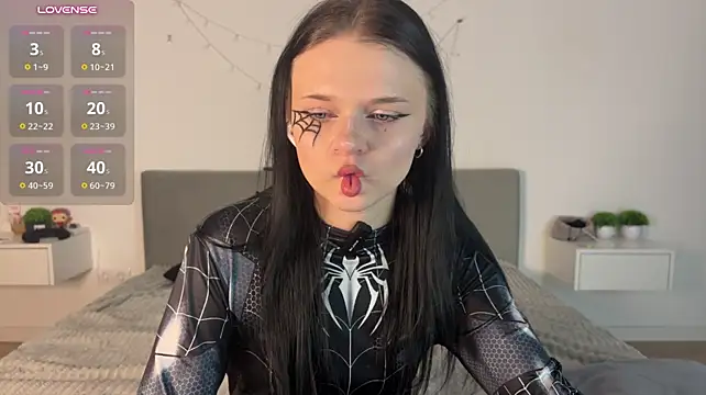 meowchaa's Live XXX Chat