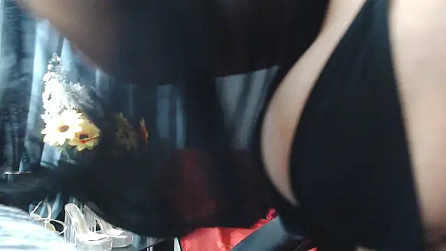 FranchescaSexy1 live XXX chat