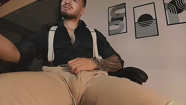 Chat XXX Live ALPHA_DOMINUS_