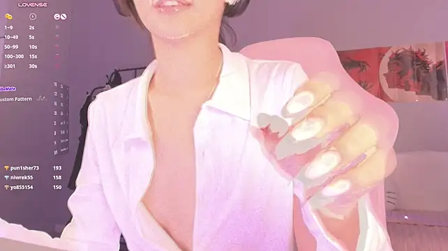 Chatroom XXX en direct de mimiicherry