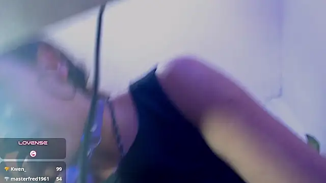 LucyStrike_ 라이브 XXX 채팅