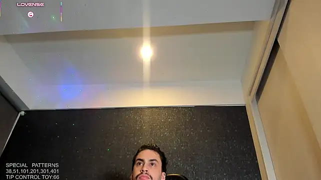thiagomeneses01 라이브 XXX 채팅