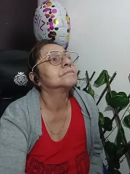 Chat XXX en directo de nicoltatiana_