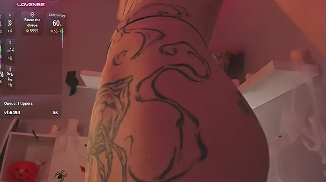 Chat XXX en directo de Emma__Leee