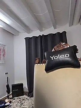 Živý XXX chat kylie_blck