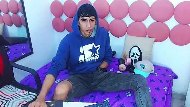 Drake_Jackn Live XXX chat
