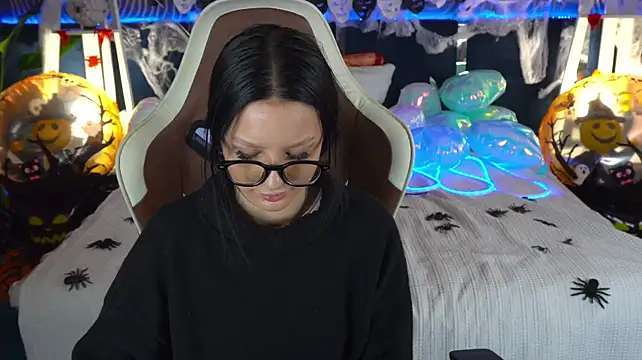Chat +18 de MissSonyaShy ao vivo