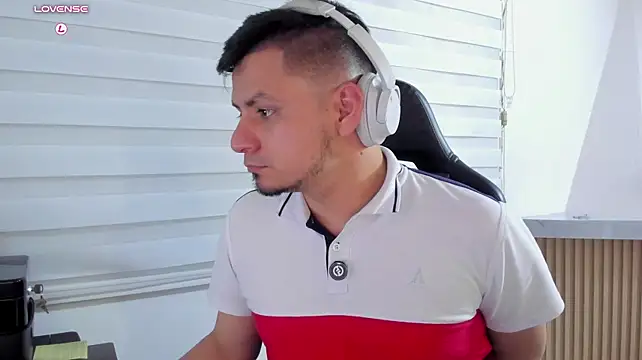 Rick_Adams – Naživo XXX chat