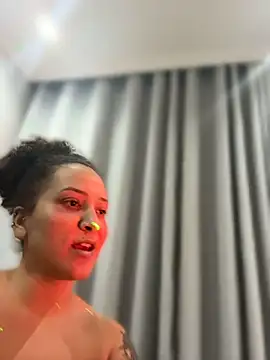 Show de romena_ na webcam