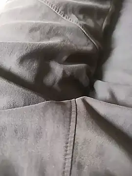 הופעת וובקאם של Milflover_Ammu