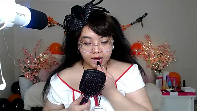 Živý XXX chat Moertomlly