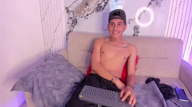 Chat XXX ao vivo de oliverSky_