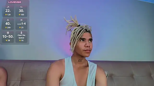 AlanAndAxel élő XXX-chatje