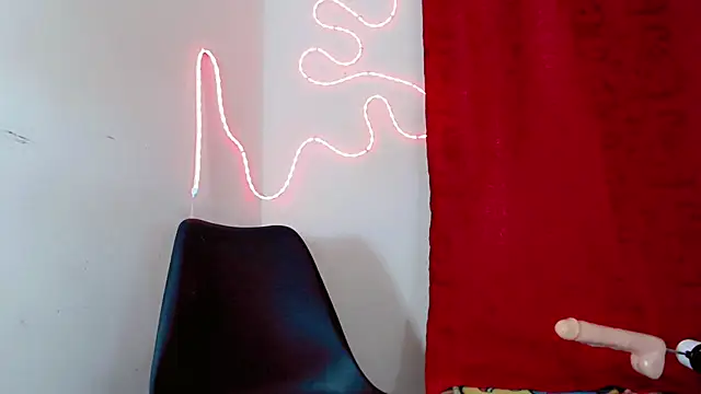 Kaomy_ Chat XXX in diretta