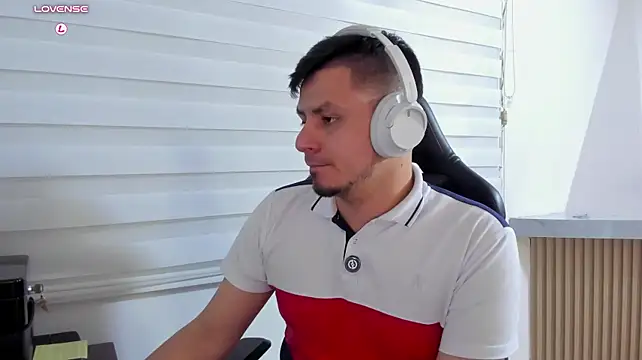 Rick_Adams élő XXX-chatje