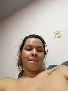 miacarrot Adlı Modelin Canlı XXX Sohbeti