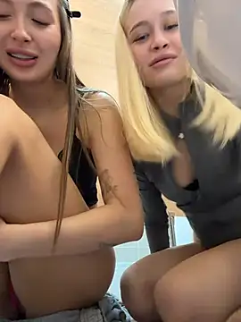 Coconut_milk Chat XXX in diretta