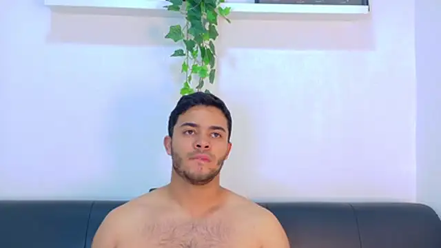 Živý XXX chat TylerWest_