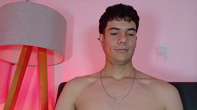 Derek_stud_ XXX чат на живо