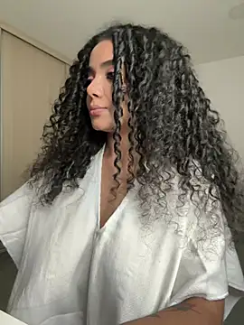 Chatroom XXX en direct de Curlyierr
