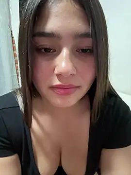 Saraaaaaaxnx Chat XXX in diretta