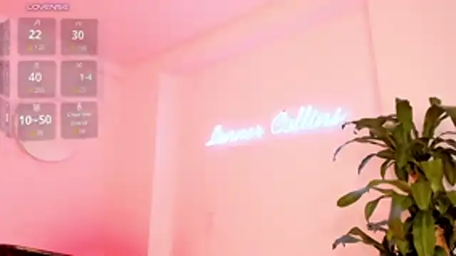 แชท XXX สดของ LennerCollins_