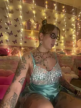 XXX chat uživo modela CHACHOULAND