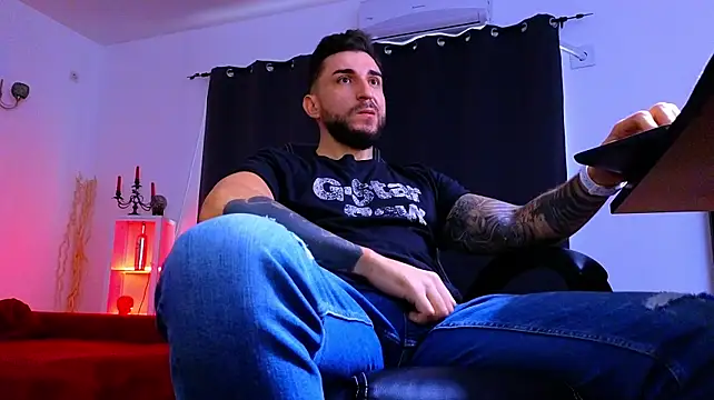 دردشة MightyAaron66 الجنسية المباشرة