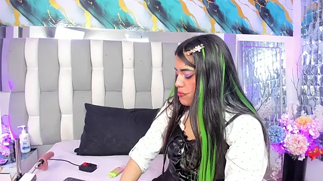 Chat XXX en directo de IsaDiiaz
