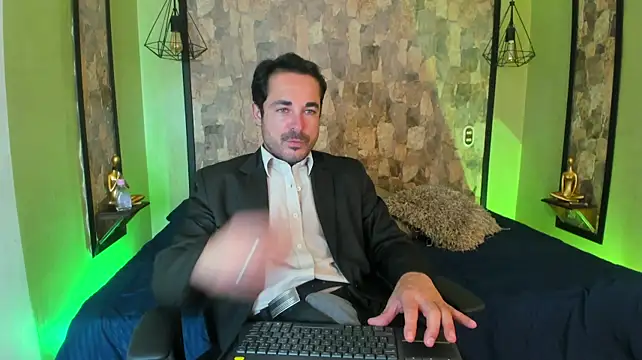 Онлайн чат XXX Adams_Sanz