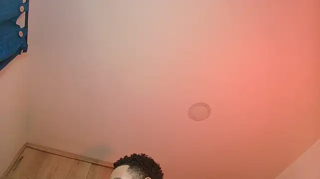 imyourg0d 现场XXX聊天