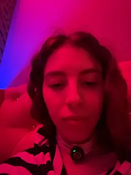Lolya_ 라이브 XXX 채팅
