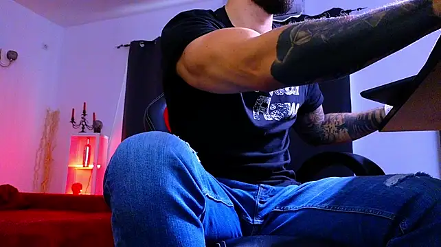 Chat XXX en directo de MightyAaron66