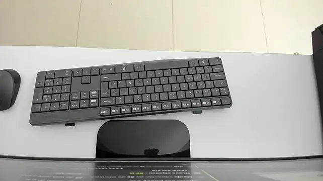 Habi_arabic's Live XXX Chat