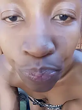 creamyslender23's Live XXX Chat