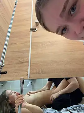 Coconut_milk's Live XXX Chat
