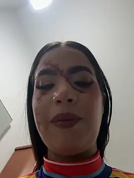 IamSteph13 Adlı Modelin Canlı XXX Sohbeti