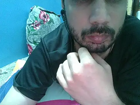 Precumboner 라이브 XXX 채팅