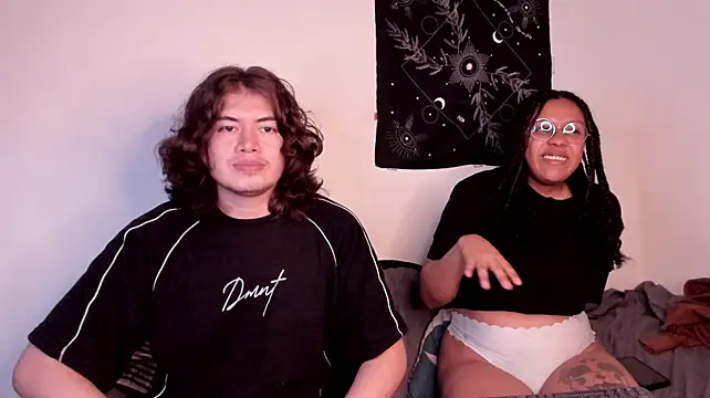 hothoneychile's Live XXX Chat