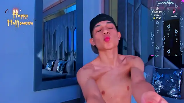 Sebax_Young 即時 XXX 聊天